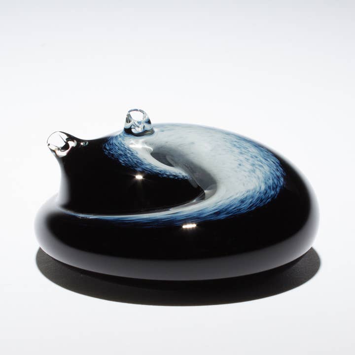 epiphany studios - Wholesale Decorative Figurine - Sleeping Kitty - Tuxedo0