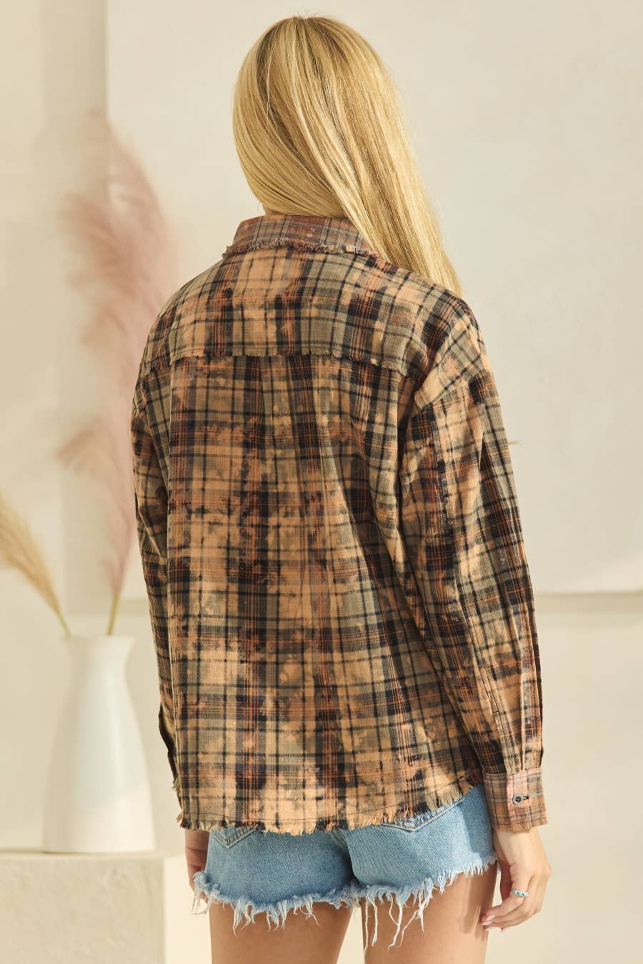 Oddi – wholesale Tröja med knappar – Dam – Plus Spotted Bleach tvättad dunskjorta4