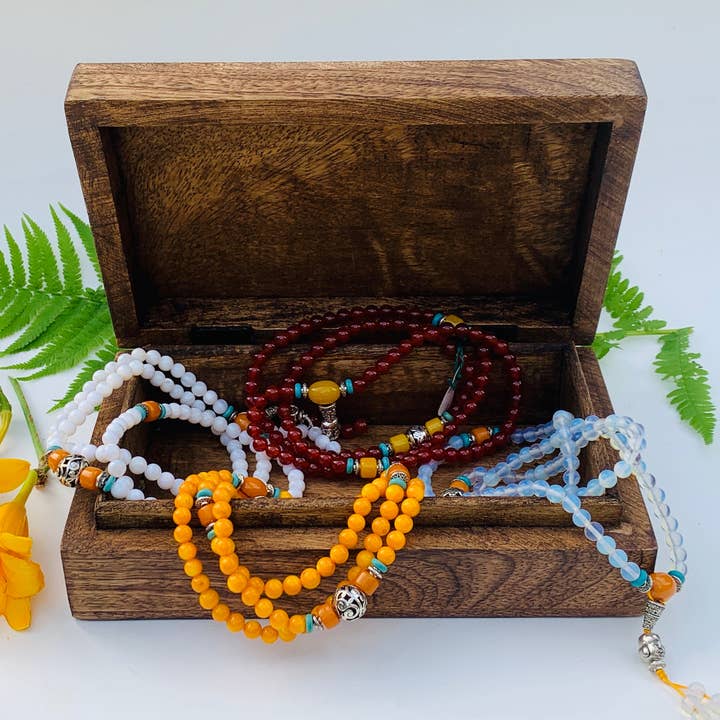 Lungta Imports – Großhandel Schmuckschatulle/-Organizer – Handgeschnitzte Holzbox mit keltischem Kreuz, Aufbewahrungsbox für Schmuck