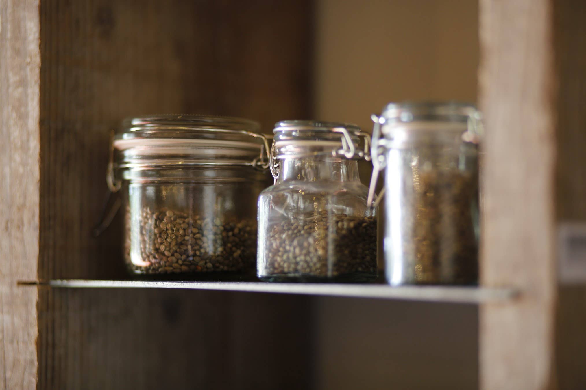 Fiorirà un giardino – Engroshandel Krukke – Mini cylindrisk glasbeholder med clipslåg, 70 ml2