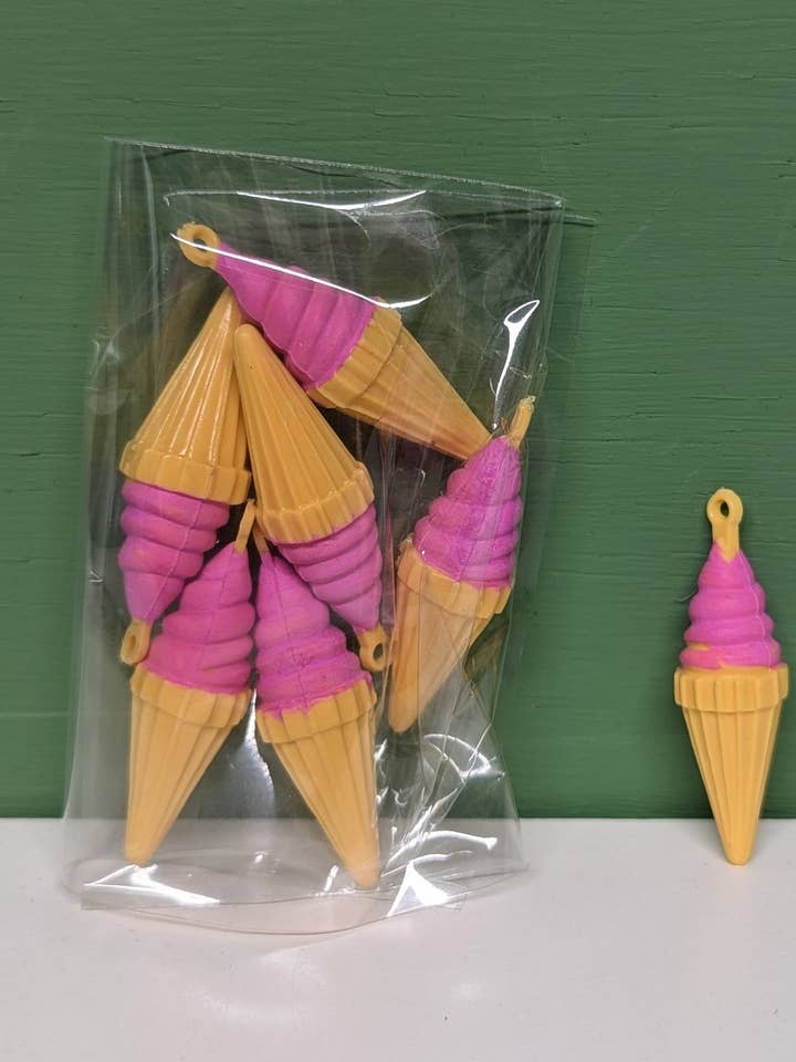 Breloques cornets de glace pour la vente par vintagegoodies