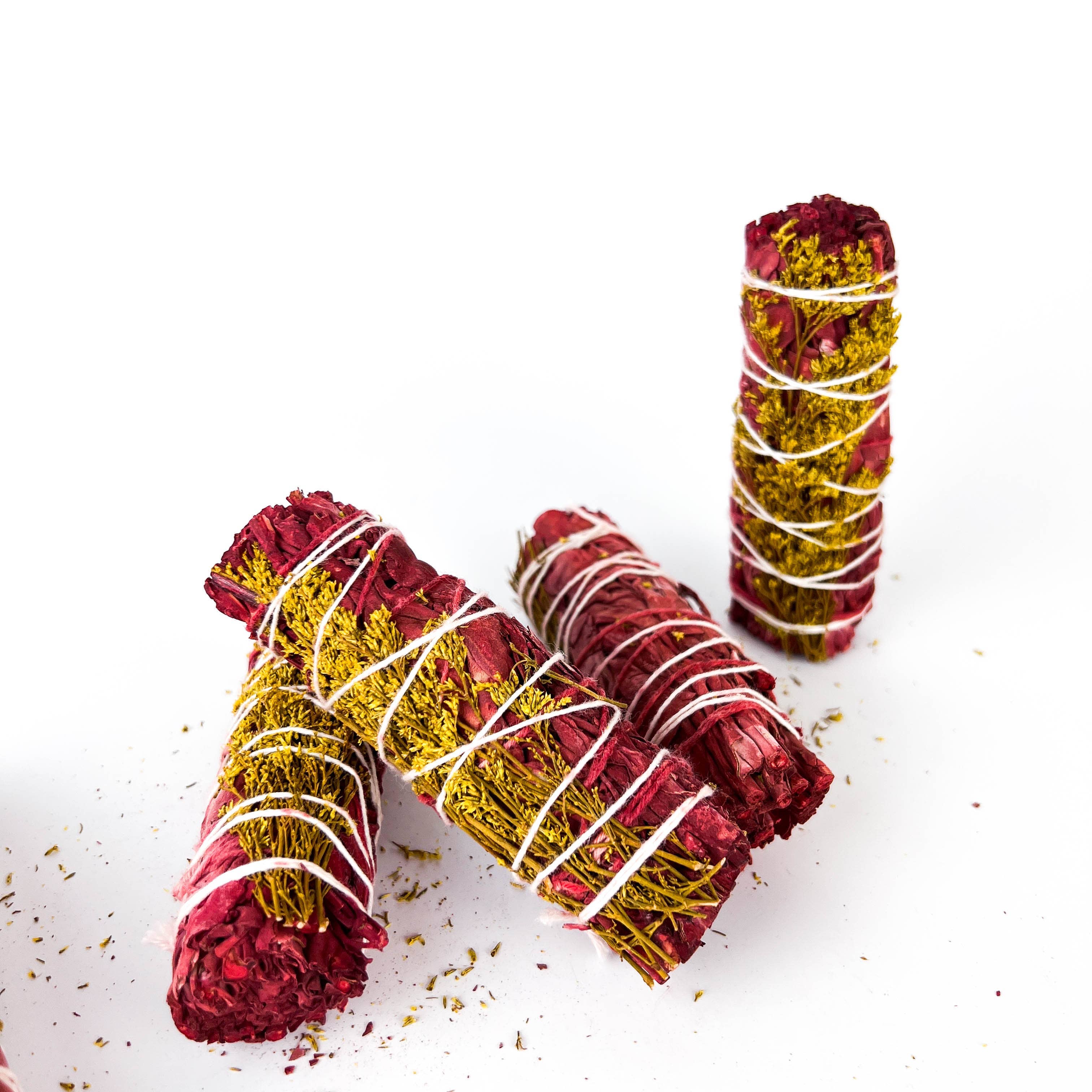 GREENROOTS USA LLC - Wholesale Sage Bundle - Dragon's Blood Sage W/ Wild Flower 4"8