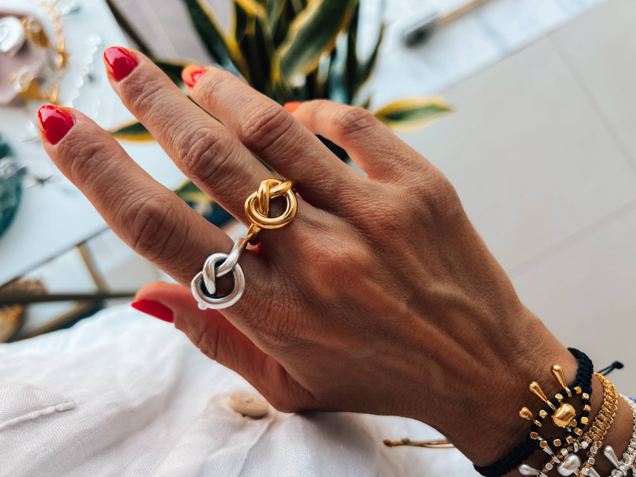 Goupi - Wholesale Band/Stacked Ring - Knot shape rings in gold and silver2