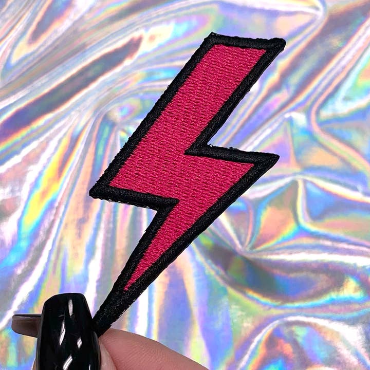 The Crafty Engineer - Vendita all'ingrosso Toppe - Toppa termoadesiva ricamata Pink Lightning per cappelli0