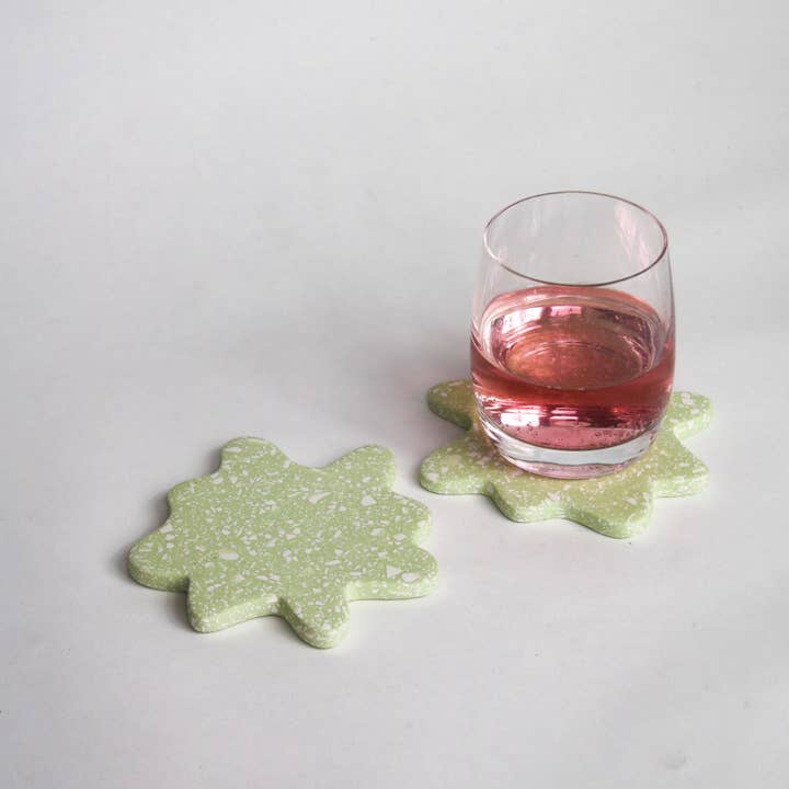 Ensemble de sous-verres Splat - MENTHE pour la vente par Terrazzo Parazo