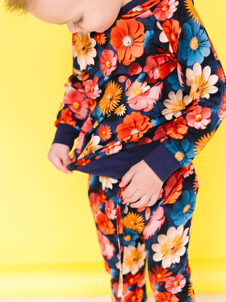 Set da jogging - Midnight Blooms per la vendita all'ingrosso da parte di Bronze Moon Clothing Co.