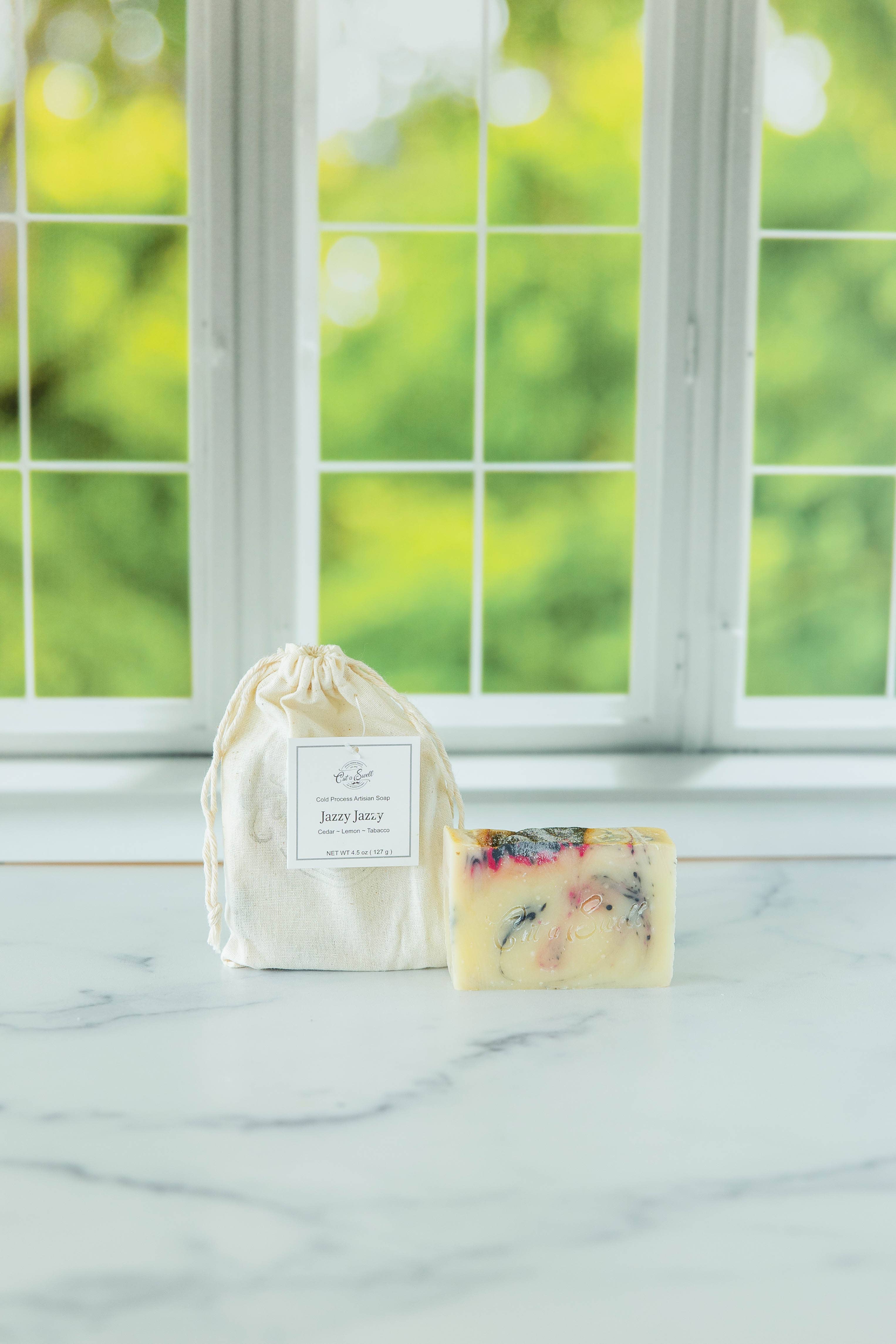 Caron & Co Bath and Body – wholesale Bar Soap – Jazzy Jazzy Soap ~ Slice0