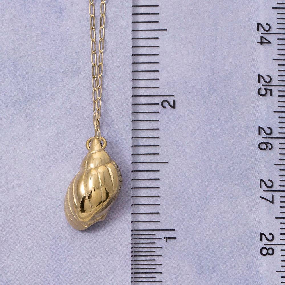 G Collana con pendente a forma di conchiglia cono in acciaio inossidabile in vendita all'ingrosso su Faire3