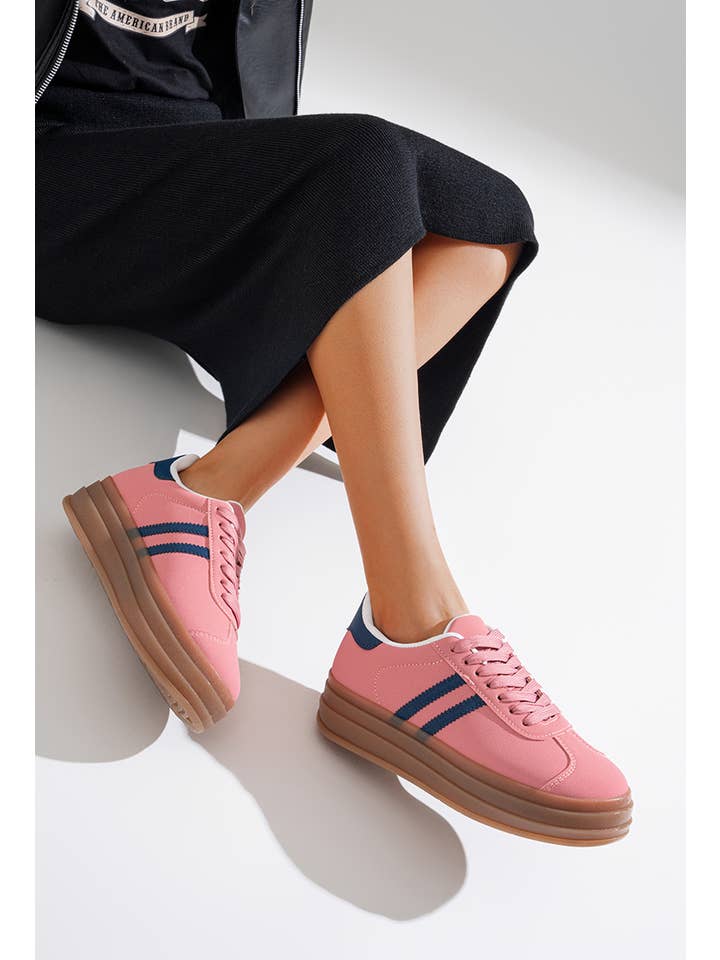 CEREZA - Wholesale Lifestyle trainers – Women′s - Women Thick Sole Retro Casual Trainers Sneakers6