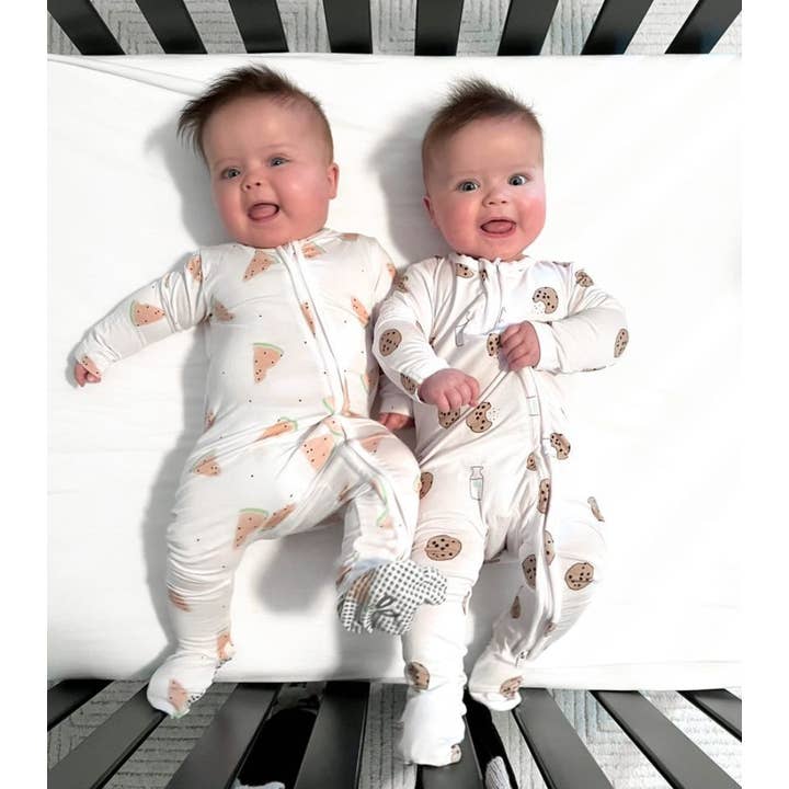 Dear Perli - Wholesale Sleepsuit - Baby - Bamboo Baby Zippered Footie Onesie - Cookie Craze2