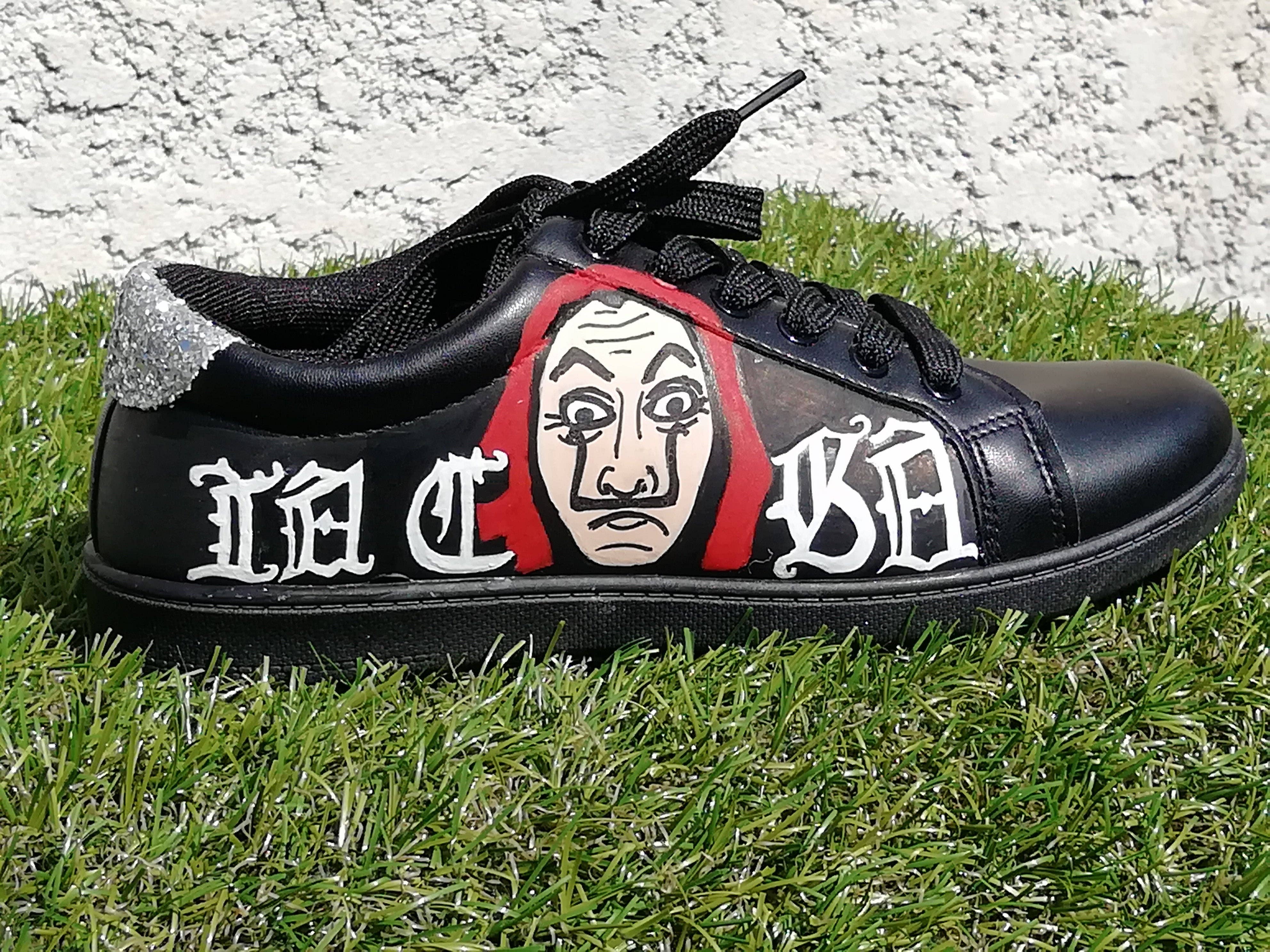 Artedelph – wholesale Jar/filled candle – Casa de papel customization3