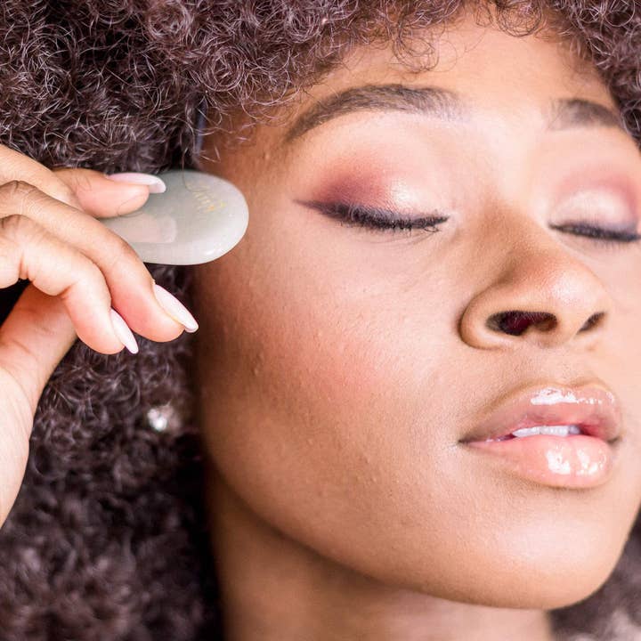 Beauty By Earth - Wholesale Gua Sha Tool - Jade Gua Sha Stone1