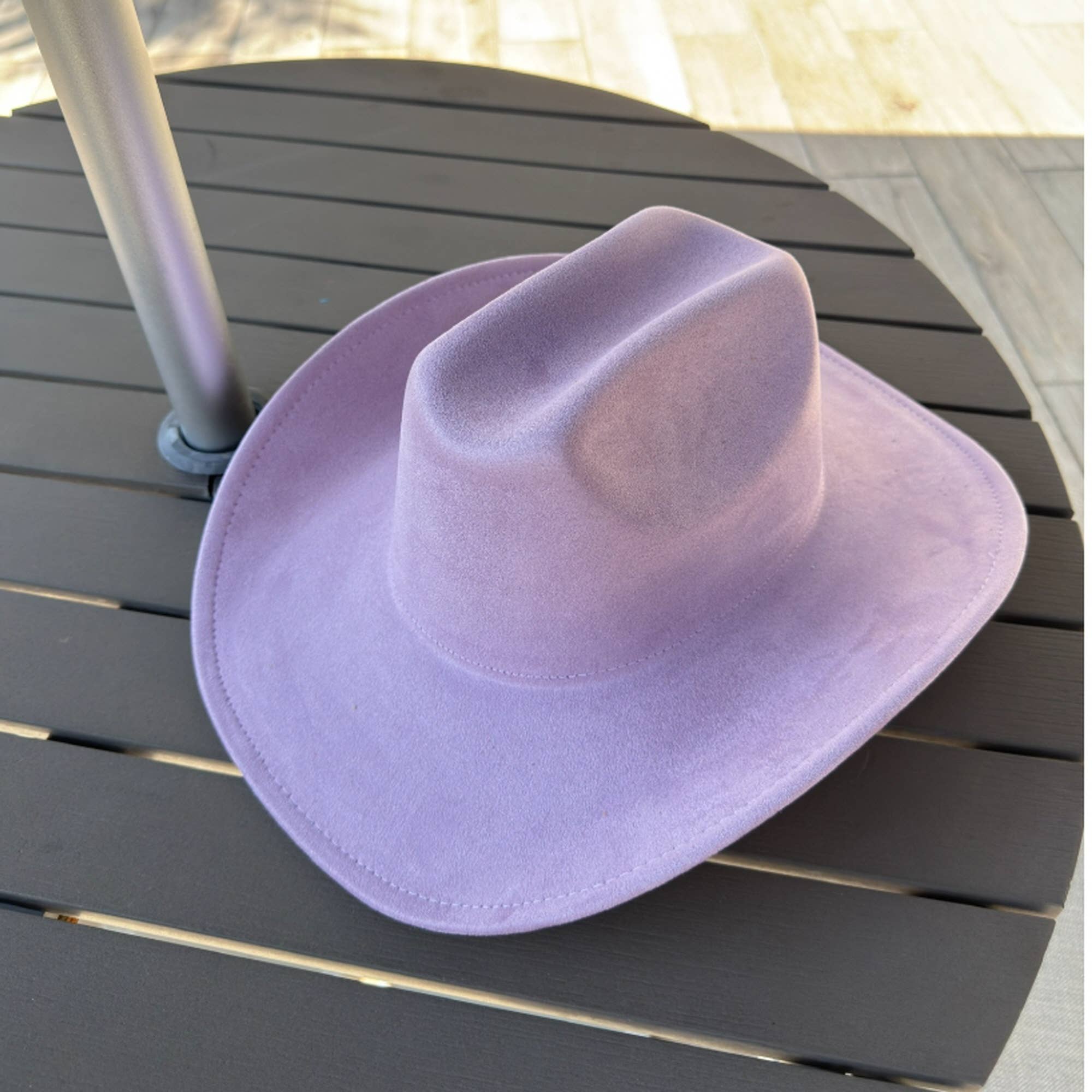 Queens INC - Wholesale Cowboy Hat - Women's - 🤠 Vegan Suede Cattleman Cowboy Hat31