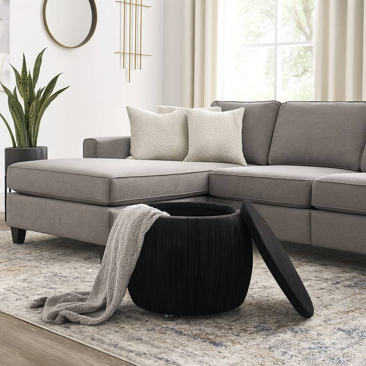 Tabouret de rangement - Bois noir rond avec siège coussiné, 18 po. pour la vente par Elevarre