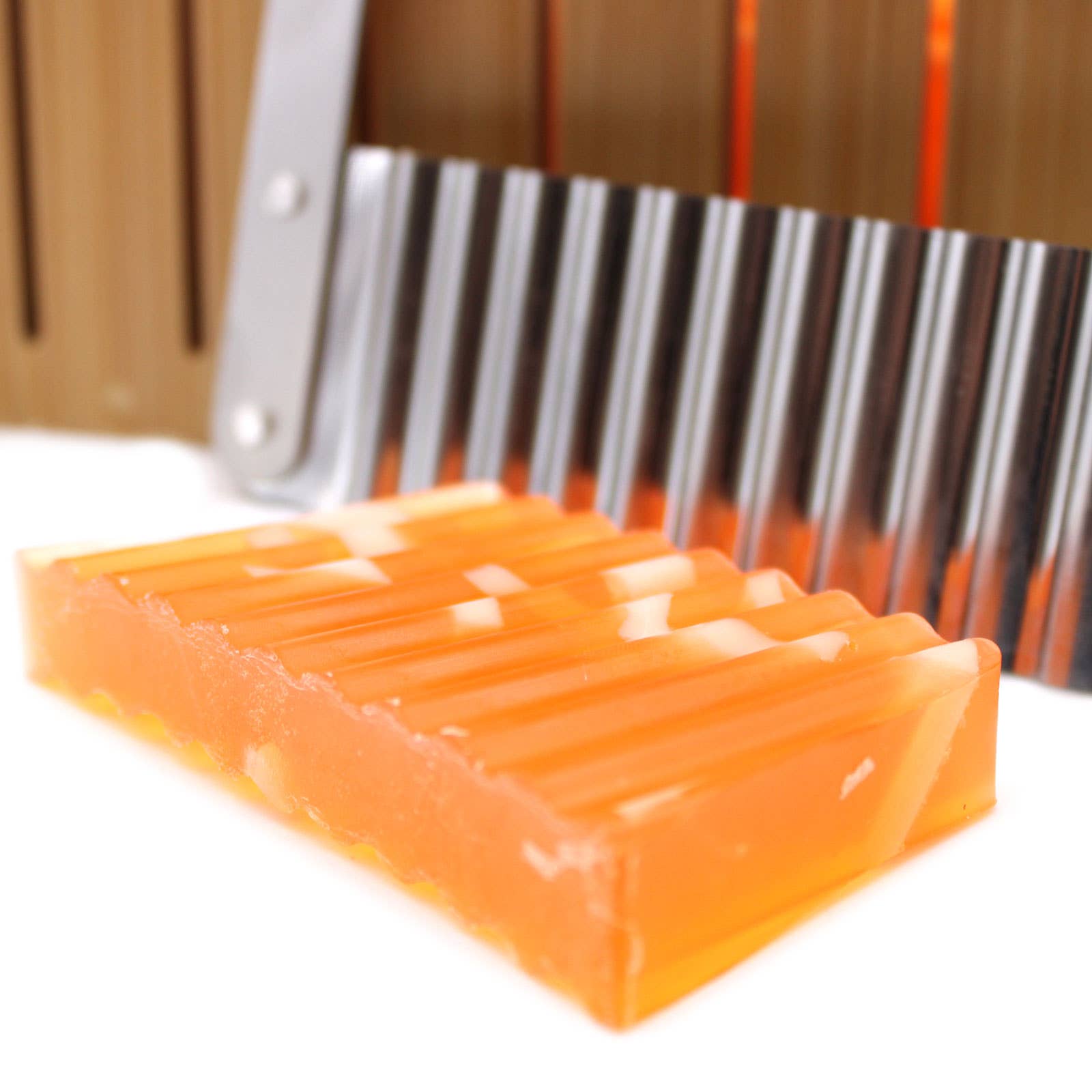 AW Aromatics Limited - Wholesale DIY Craft Kit - Wooden Soap Loaf Cutter Set - Wavy and Straight Cutter6