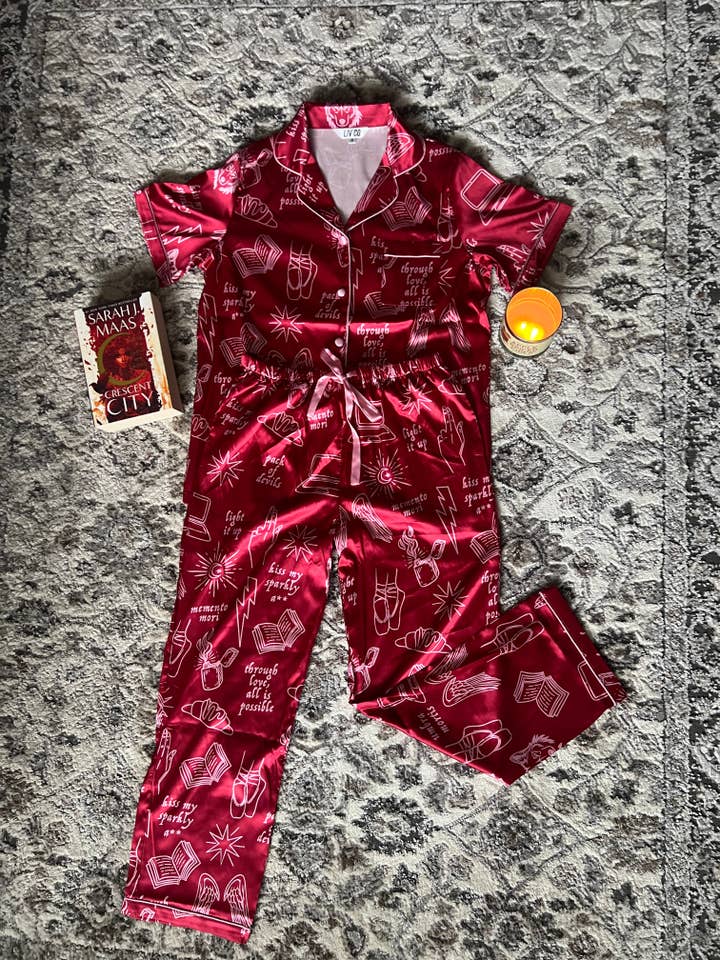 Liv Co - Wholesale Sleepwear Set - Women's - Starborn Heir Satin Pants Pajama Set1
