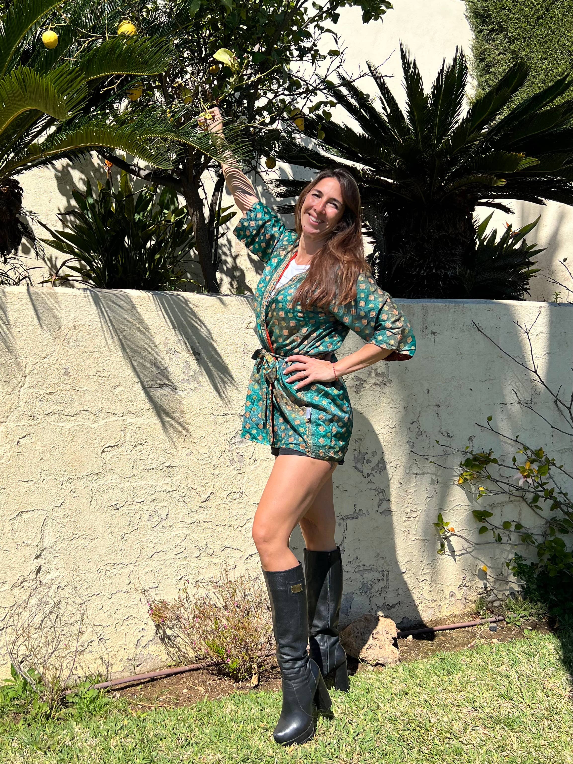 Kinomy - Wholesale Kimono - Women's - Reversible short kimonos (85 cm) Pack 20, women's kimono.8