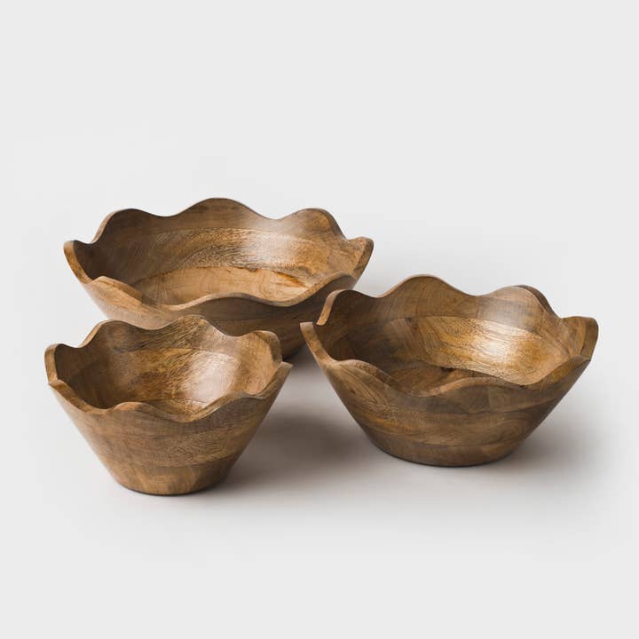 Mela Artisans - Wholesale Serve Bowl - Scalloped Wooden Bowls