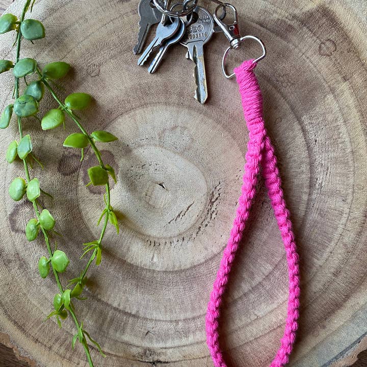 Macra-Made With Love – wholesale Keychain – Women's – Wristlet Keychain11