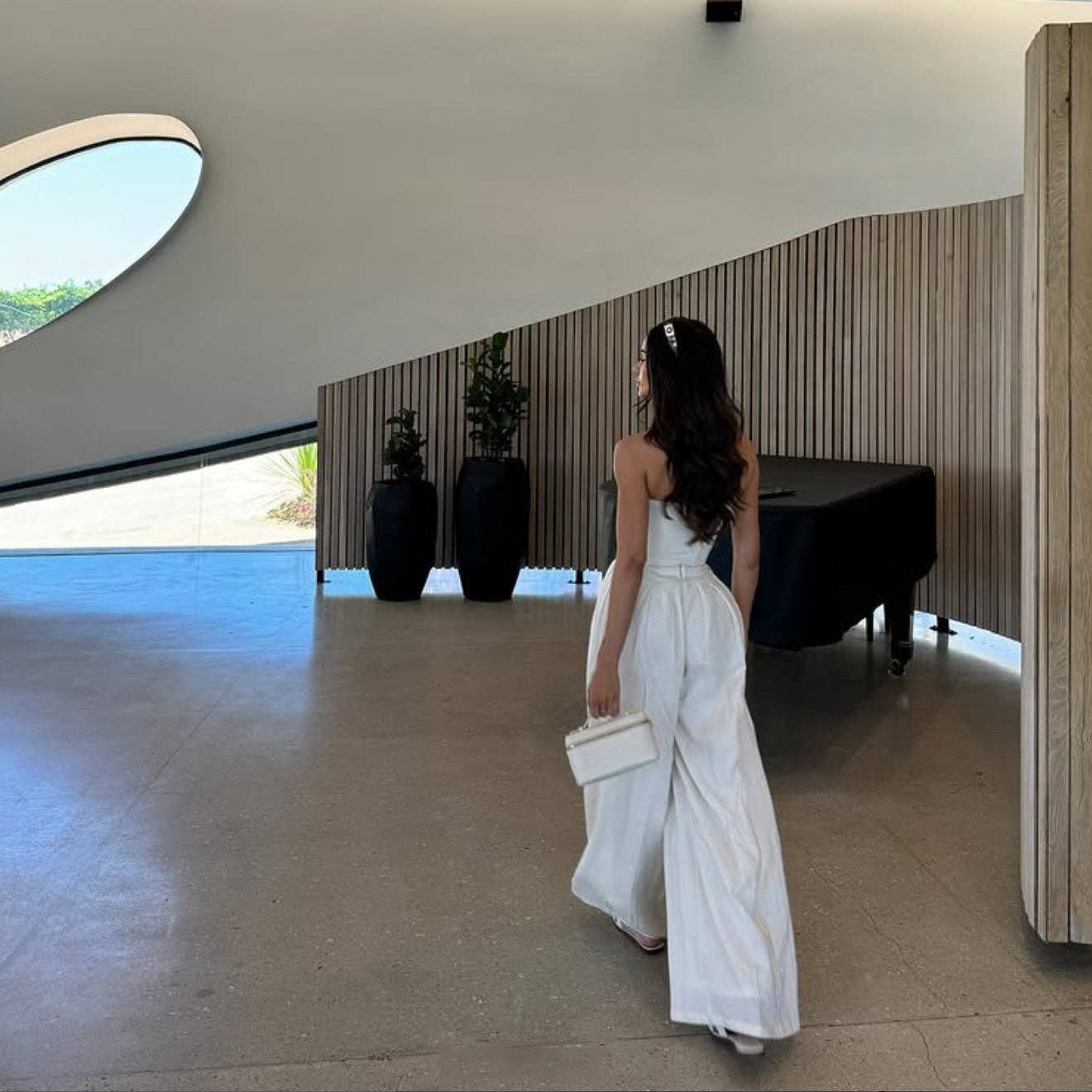 White Elegant Corset Tank Flattering Fit Global Style for wholesale on Faire4