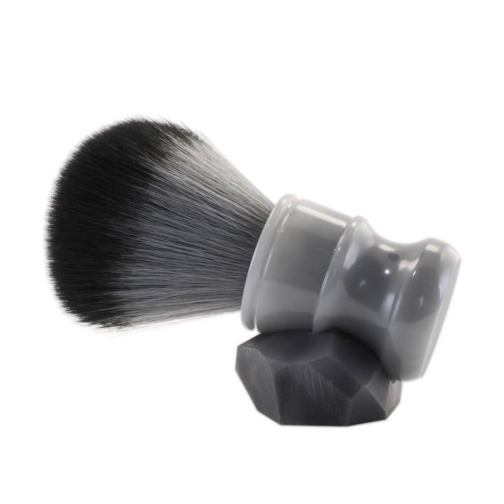 Pinceau à raser gris clair pour la vente par Timpano Direct