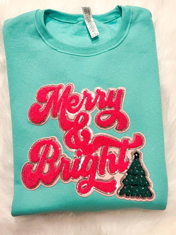 Southern Comfort Boutique – Sweatshirt - Mulher por atacado – Moletom com Patch de Chenille Merry and Bright | Camiseta de Natal2