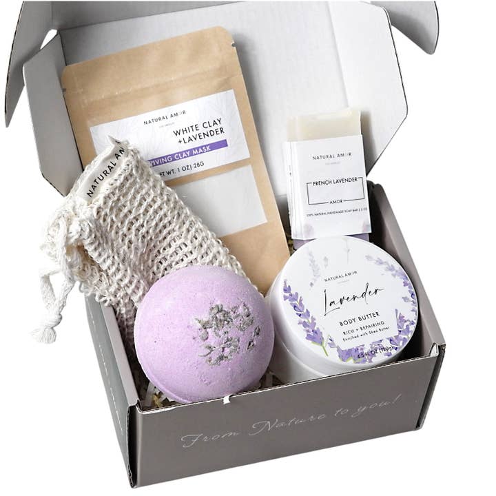 Lavender Dreams Spa Gift Set for wholesale by Natural Amor LLC