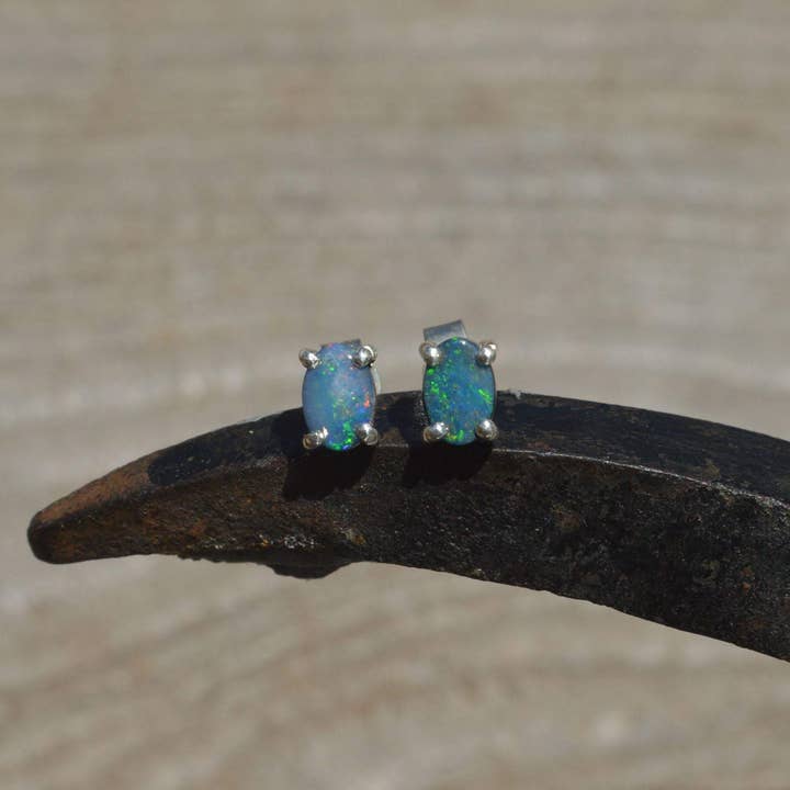 Pendientes de plata y ópalo australiano, delicados para venta al por mayor de OlliesOpals