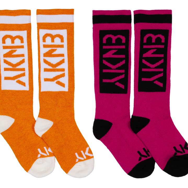 Chaussettes de ski pour enfants Mounty - Rose et Orange pour la vente par BinkyBro