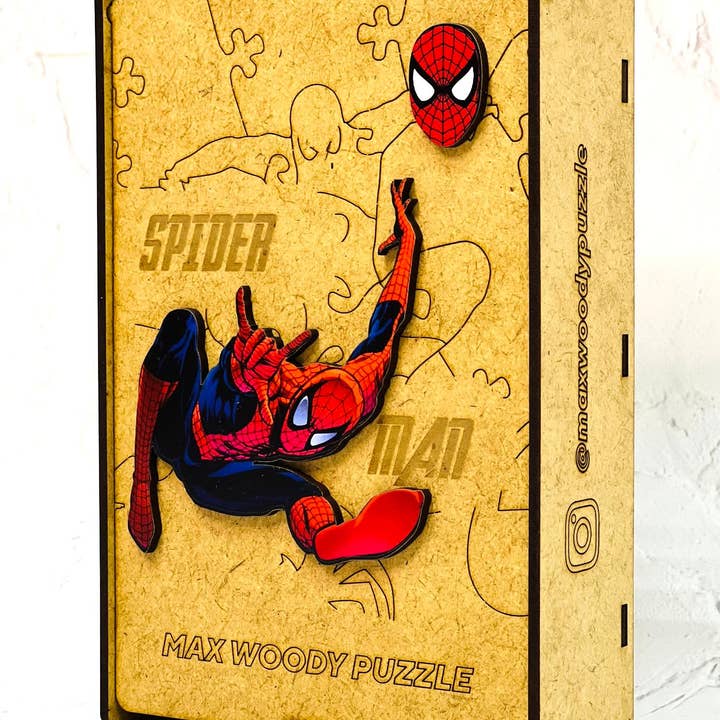 Wooden Jigsaw Puzzle Spider Man M Size for wholesale by Max Woody™