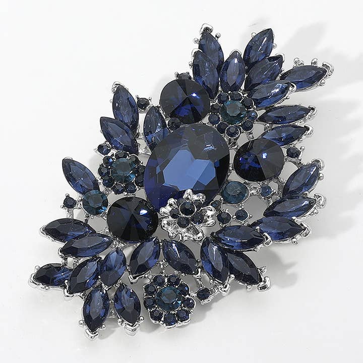 Broche en forme de bouquet en cristal de verre pour la vente par Sensibling Corp.