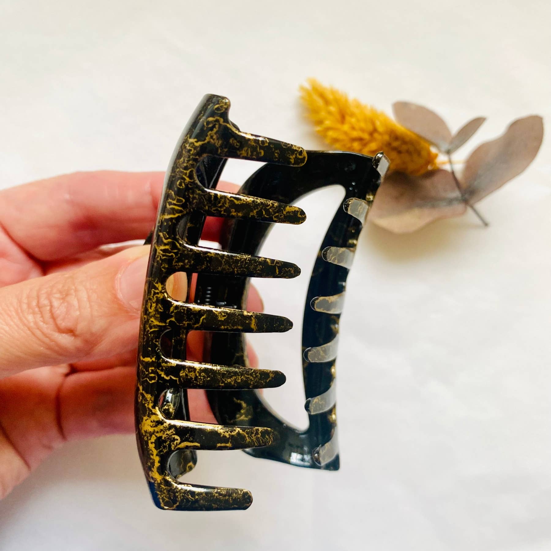 Ozaelle - Wholesale Hair Clip - Women's - Scarlett hair clip3