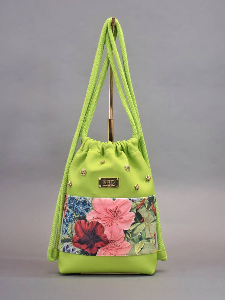 Mini træningstaske „COSMIC BLOOM“ - limegrøn for engroshandel hos MANUEL ESSL DESIGN