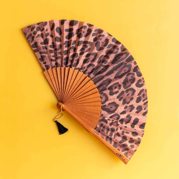 Kanela Fans - Wholesale Handheld Folding Fan - Leo hand fan