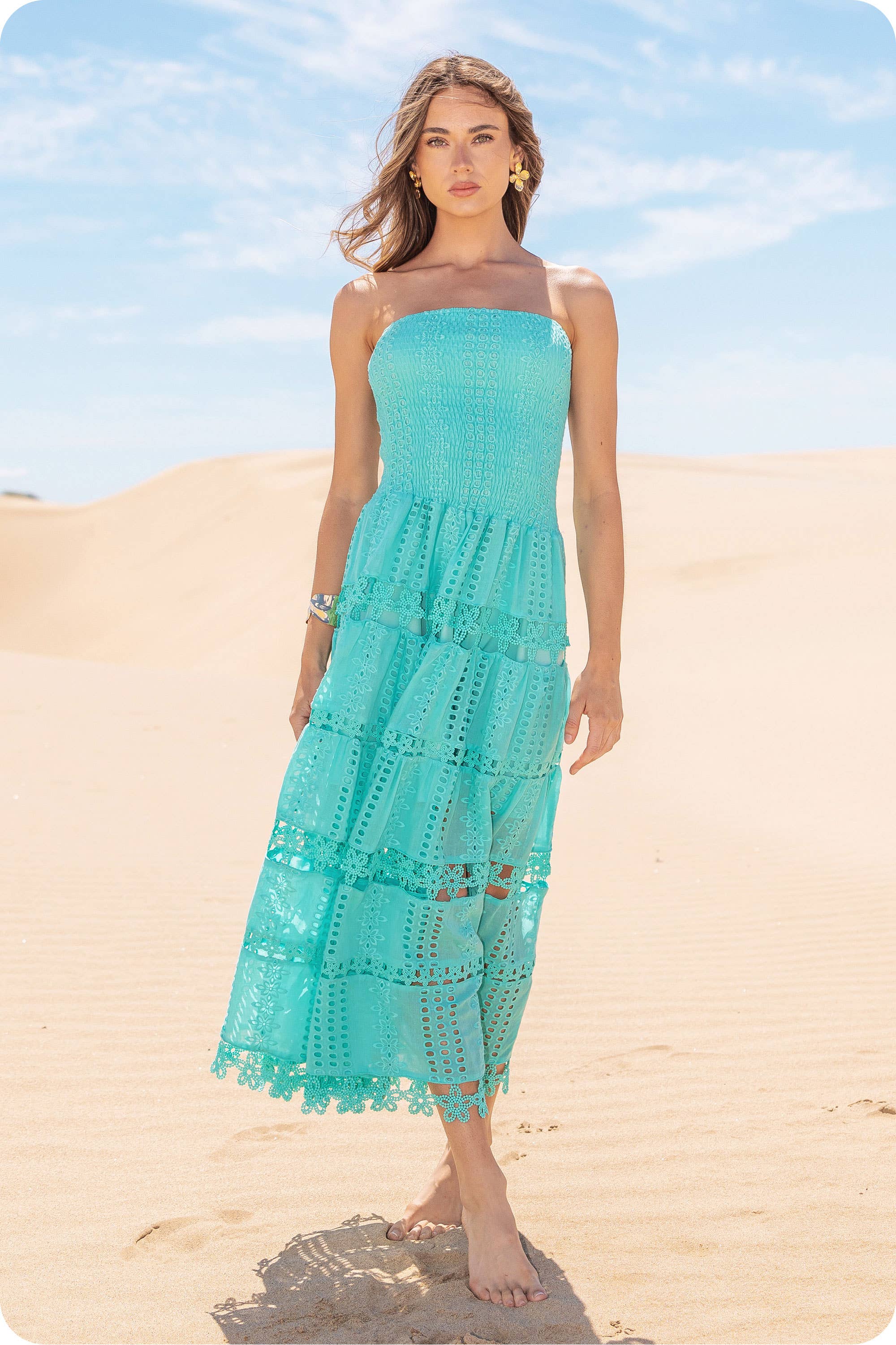 Strut & Bolt - Wholesale Jurk - Dames - Kanten kokerjurk met oogjes75