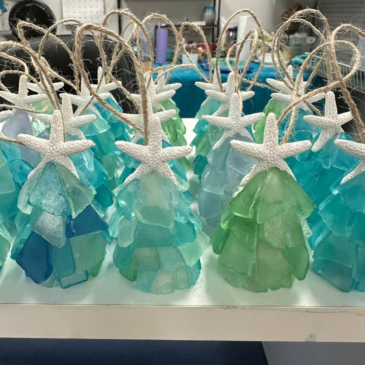 A SEAGLASS CREATION/SALTY SIGNS DESIGNS - Venta al por mayor Adornos - Adorno navideño 3D de vidrio marino5