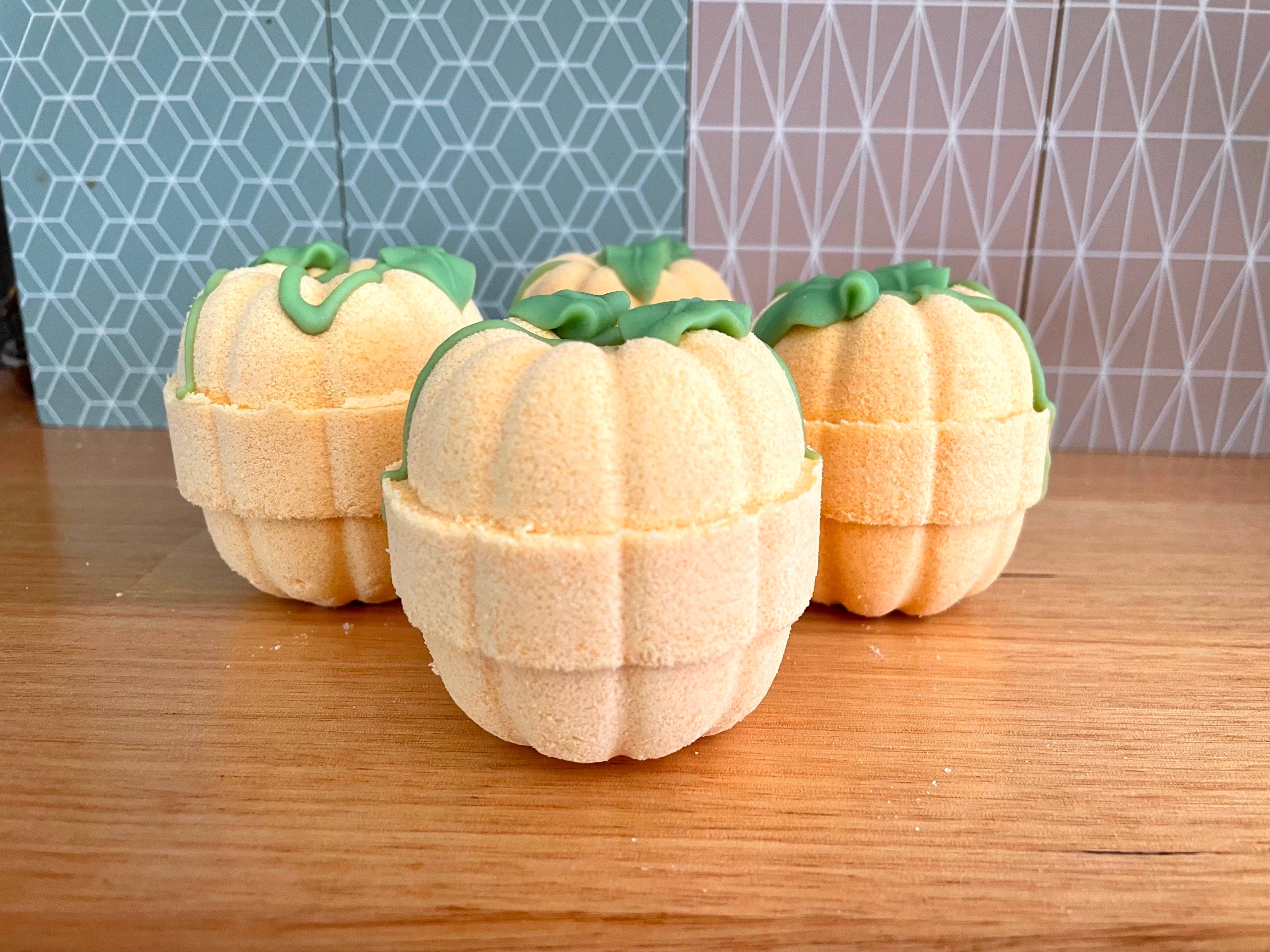 Suave Soaps - Wholesale Bath bomb/fizz - Pumpkin Goat Milk Bath Bomb1