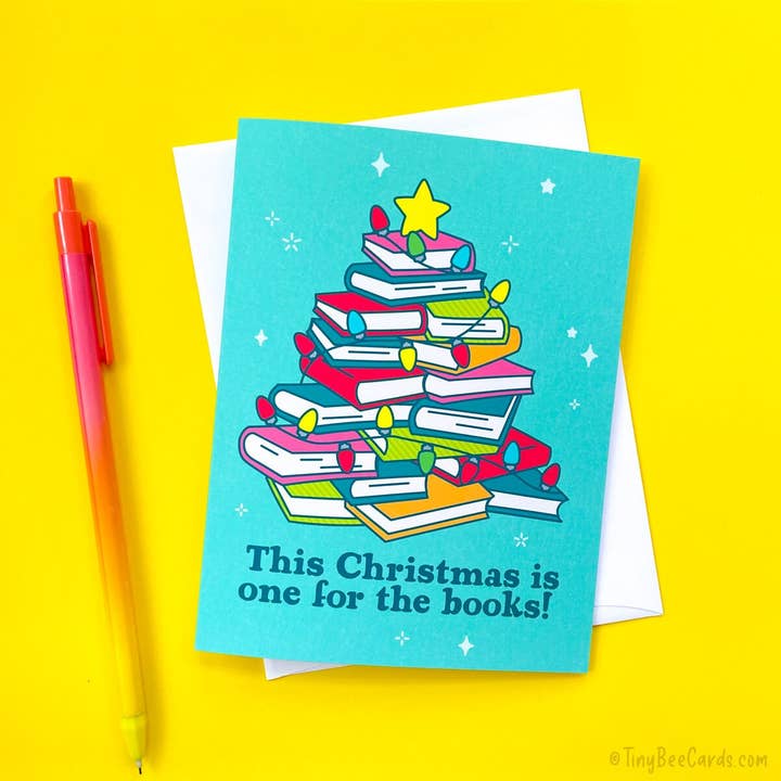 Carte de Noël « One for the Books » pour les amateurs de livres pour la vente par Tiny Bee Cards