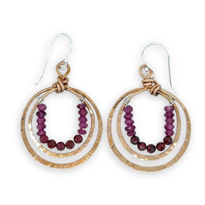 Pendientes de Granate E75081 para venta al por mayor de Art by any Means Jewelry