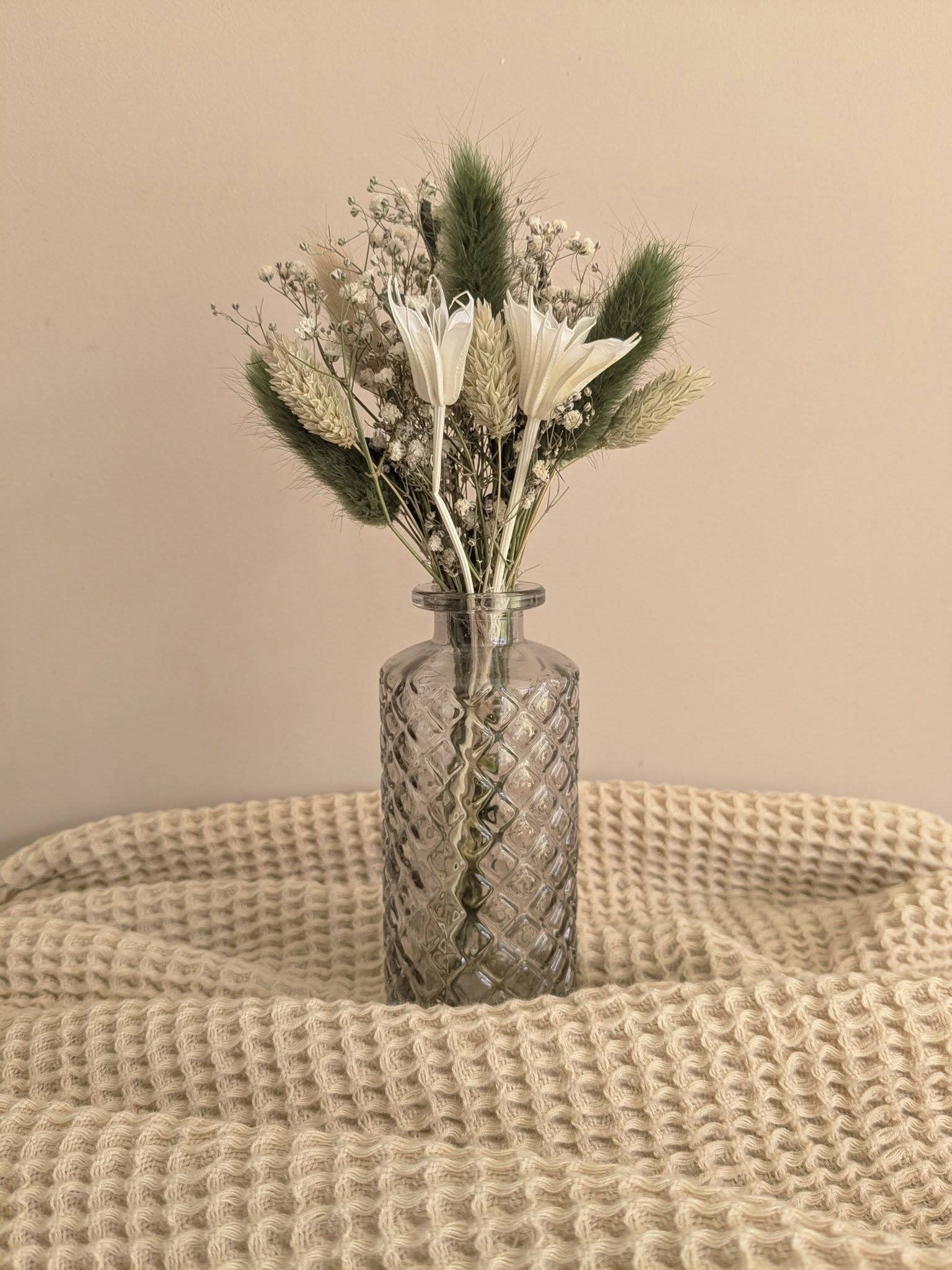 Maison Oline - Wholesale Dried/Pressed Flowers - Aubéline - Small bouquet of natural dried flowers.1