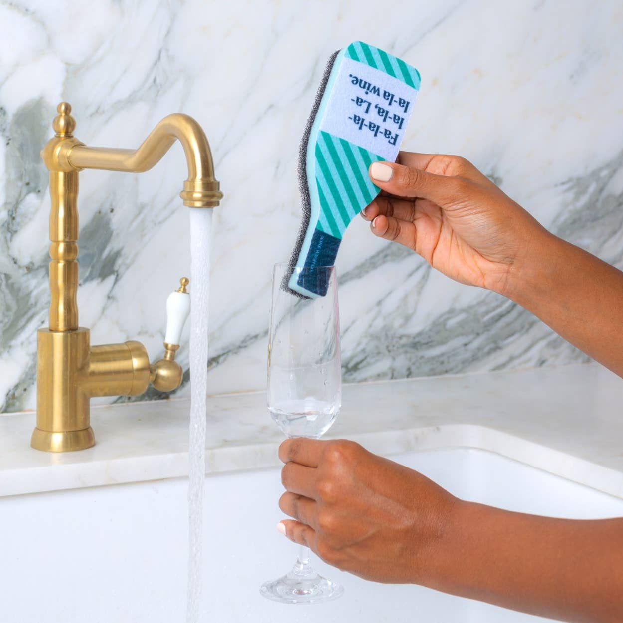 Wine Wash Co. - Vente Éponges de nettoyage - Éponge Holiday Scrubbly™ - Fa La La1