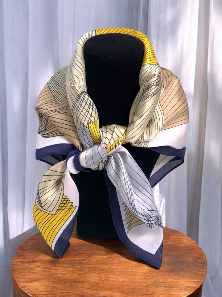 Silk square scarf FL05 for wholesale by BYREN | ÉLINE L'ATELIER