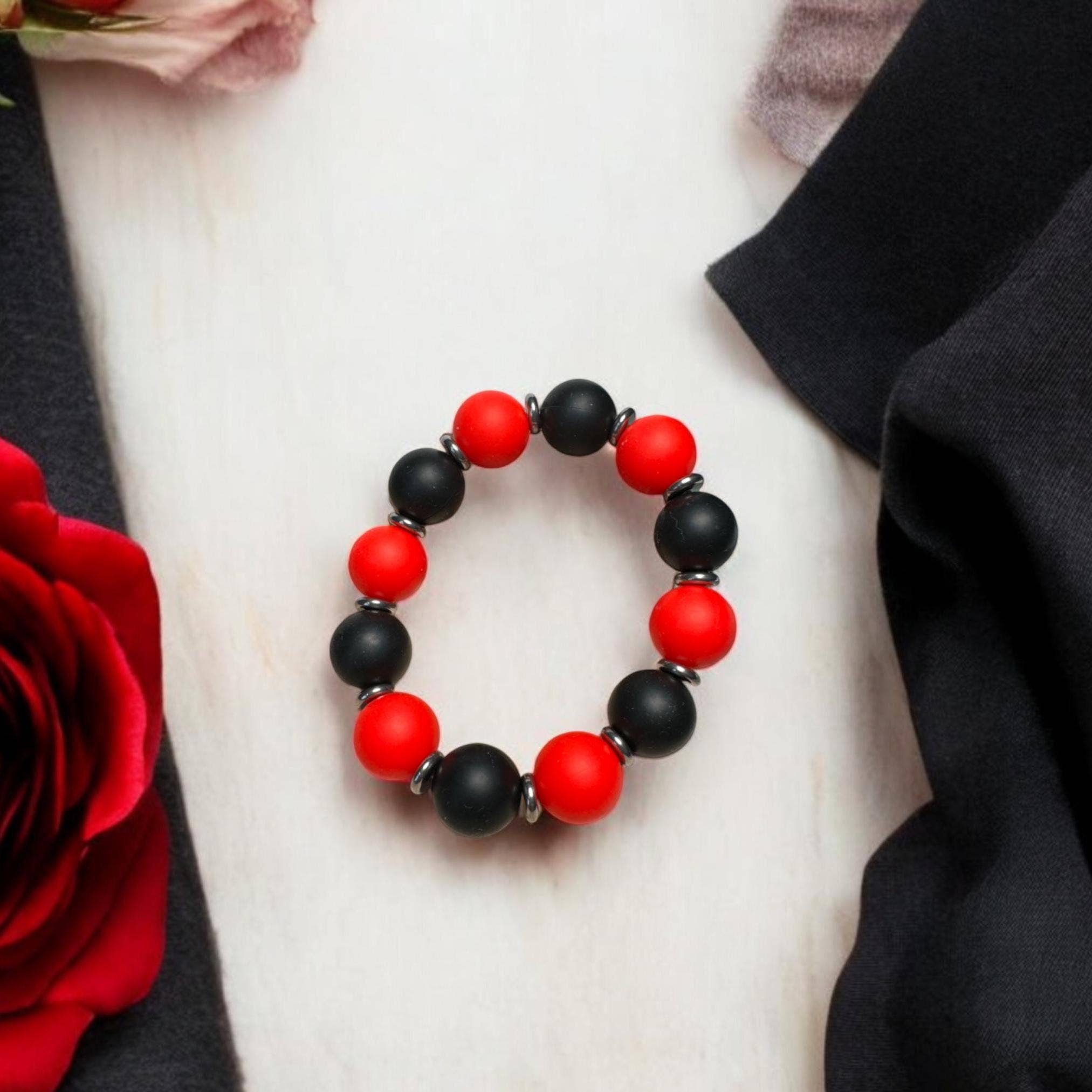 Fish Towne Designs, LLC - Wholesale Beaded Bracelet - Red and Black Game Day Chunky Bead Bracelet2