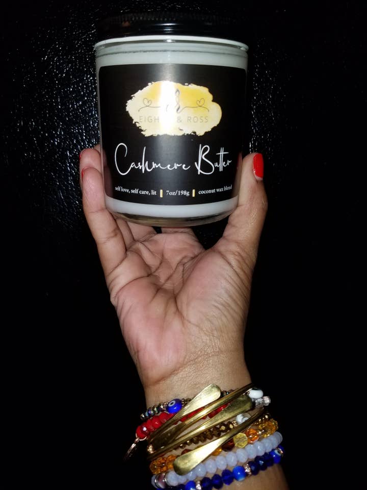 Kasjmier boter geurkaars voor wholesale door Eighth & Ross | Quality Scent-ual Candles