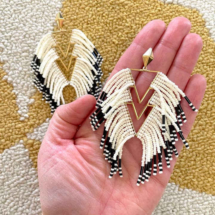 XTRA by Stacey - Wholesale Dangle Earrings - Black and White Southwestern Beadwork Statement Earrings2