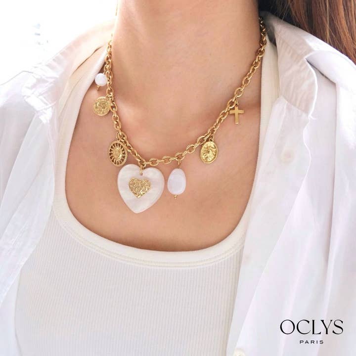 Heart resin charm necklace in gold stainless steel Fiki for wholesale by Oclys