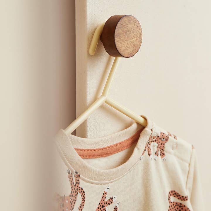 Bieco Spielwaren - Wholesale Clothes Hangers - Hanger 8-piece set vanilla1