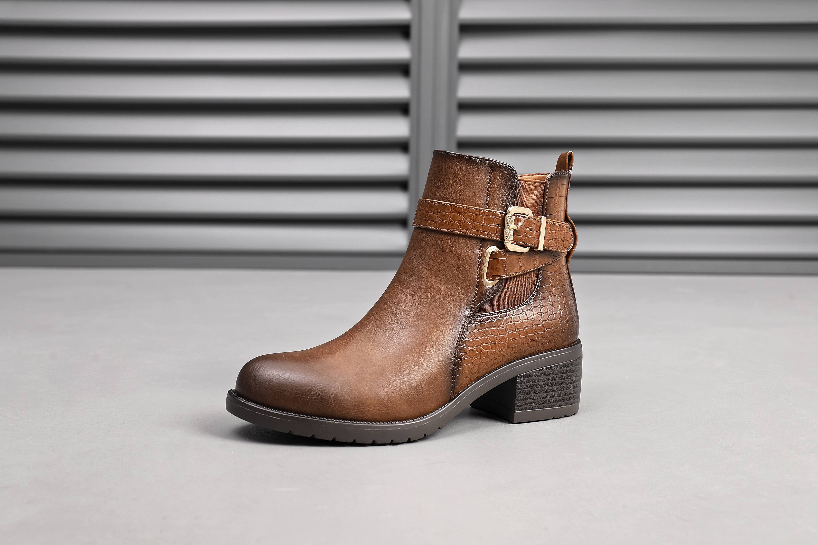 Top Staka - Wholesale Booties – Women's - A2351 Croc Mock Chic Ankle boots18