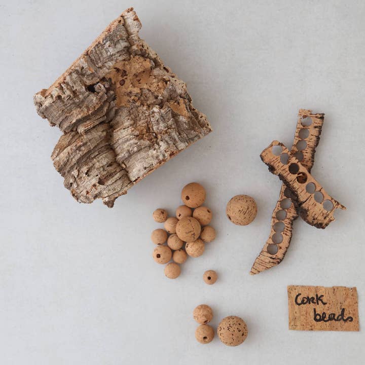 Folclore Crafts – wholesale Craft supplies – Natural round cork beads and balls | 10mm or 12mm