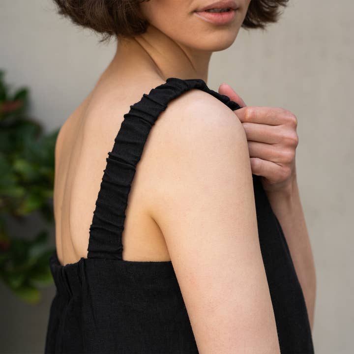 menique - Venta al por mayor Vestido - Mujer - Vestido Largo Peto de Lino Fiona con Escote Cuadrado - Vestido Casual3